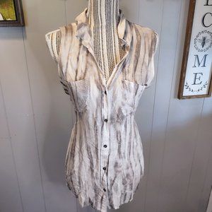 Rock & Republic Linen Sleeveless Button Down Shirt